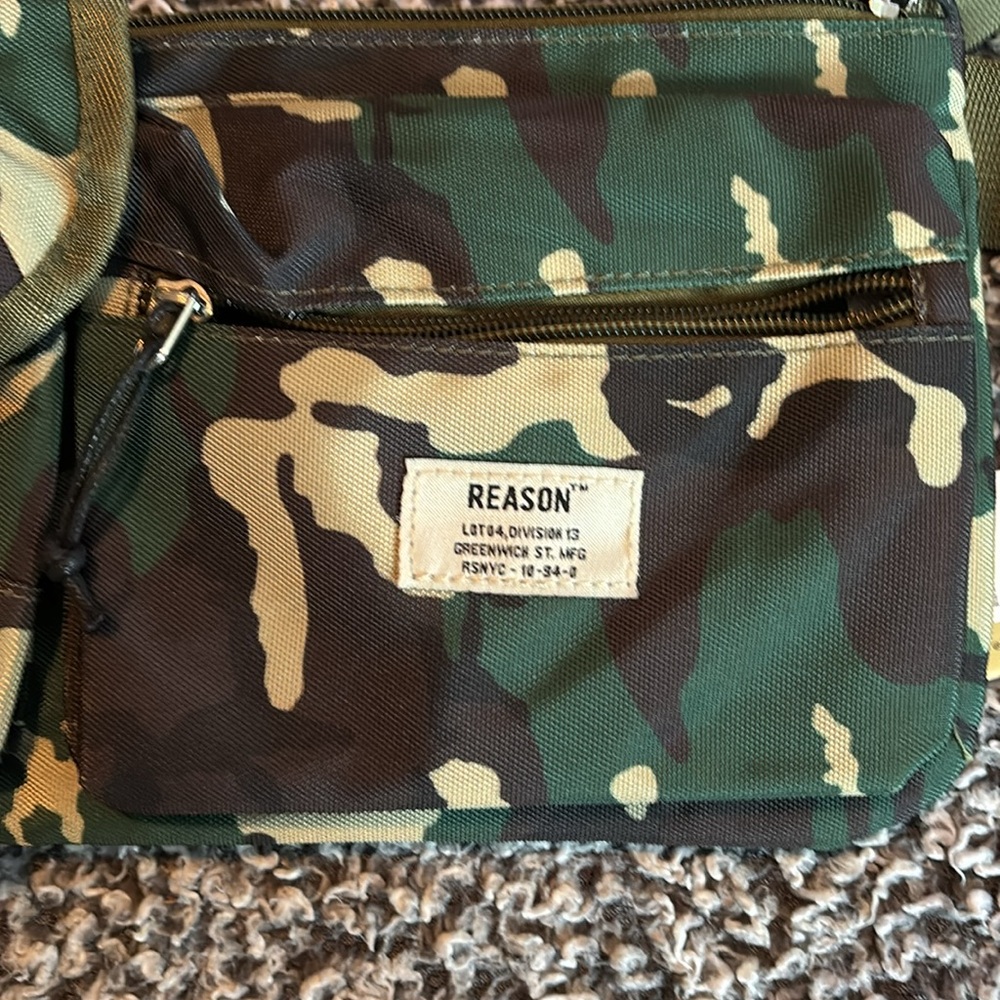 Reason clothing pack - Picture 5 of 8